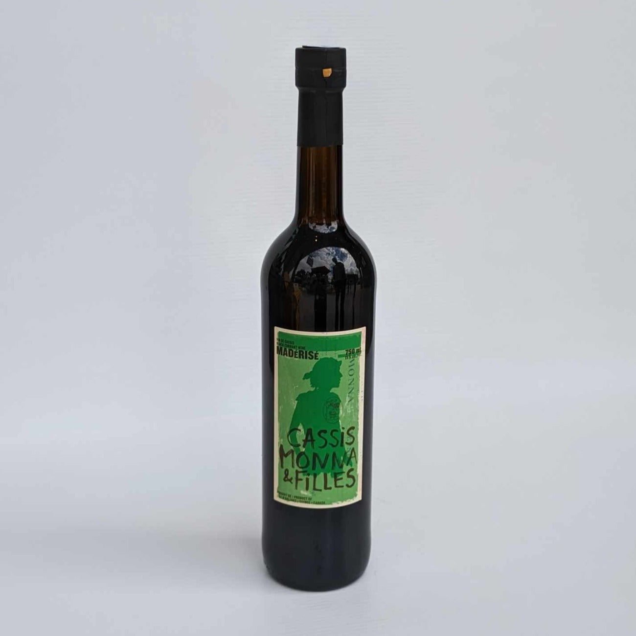 Vin de cassis madérisé