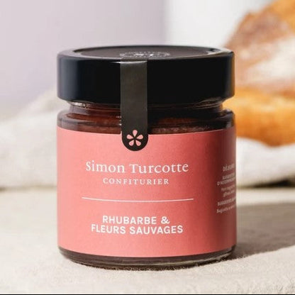 Rhubarbe et fleurs sauvages